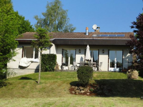 Отель Holiday house in Auvergne surrounded by a large and beautiful garden  Шавенон
